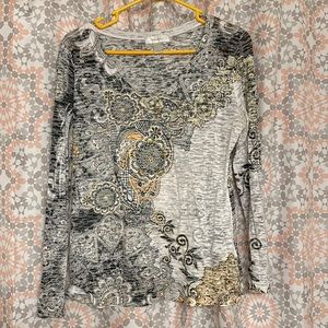 Dressbarn size large long sleeve T